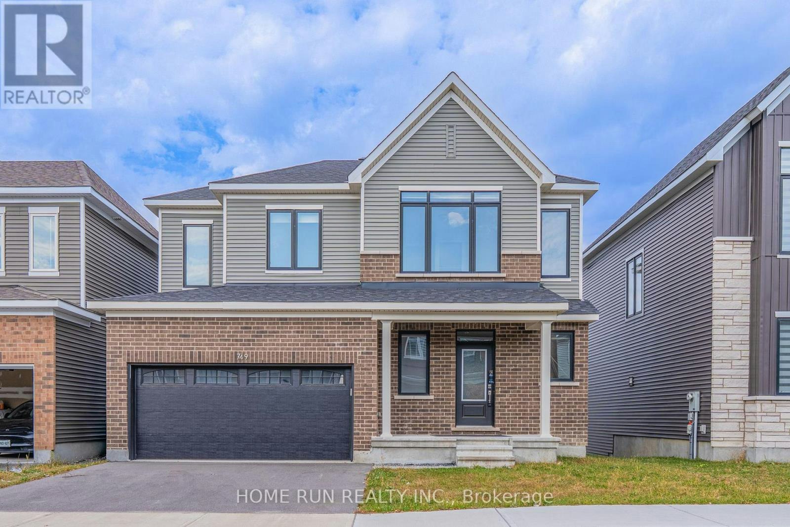 749 Eminence Street, Manotick, ON, K2J 6X6