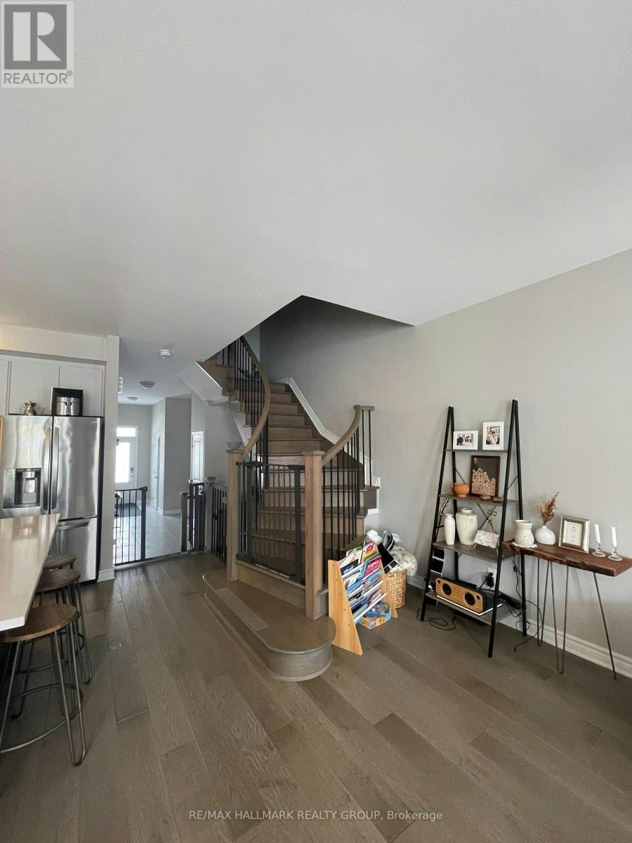 227 Sittelle Pvt Private, Ottawa, ON, K4A 1G1 - 4