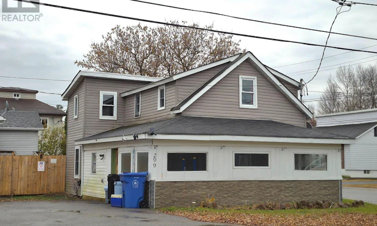 299 Gorman Street