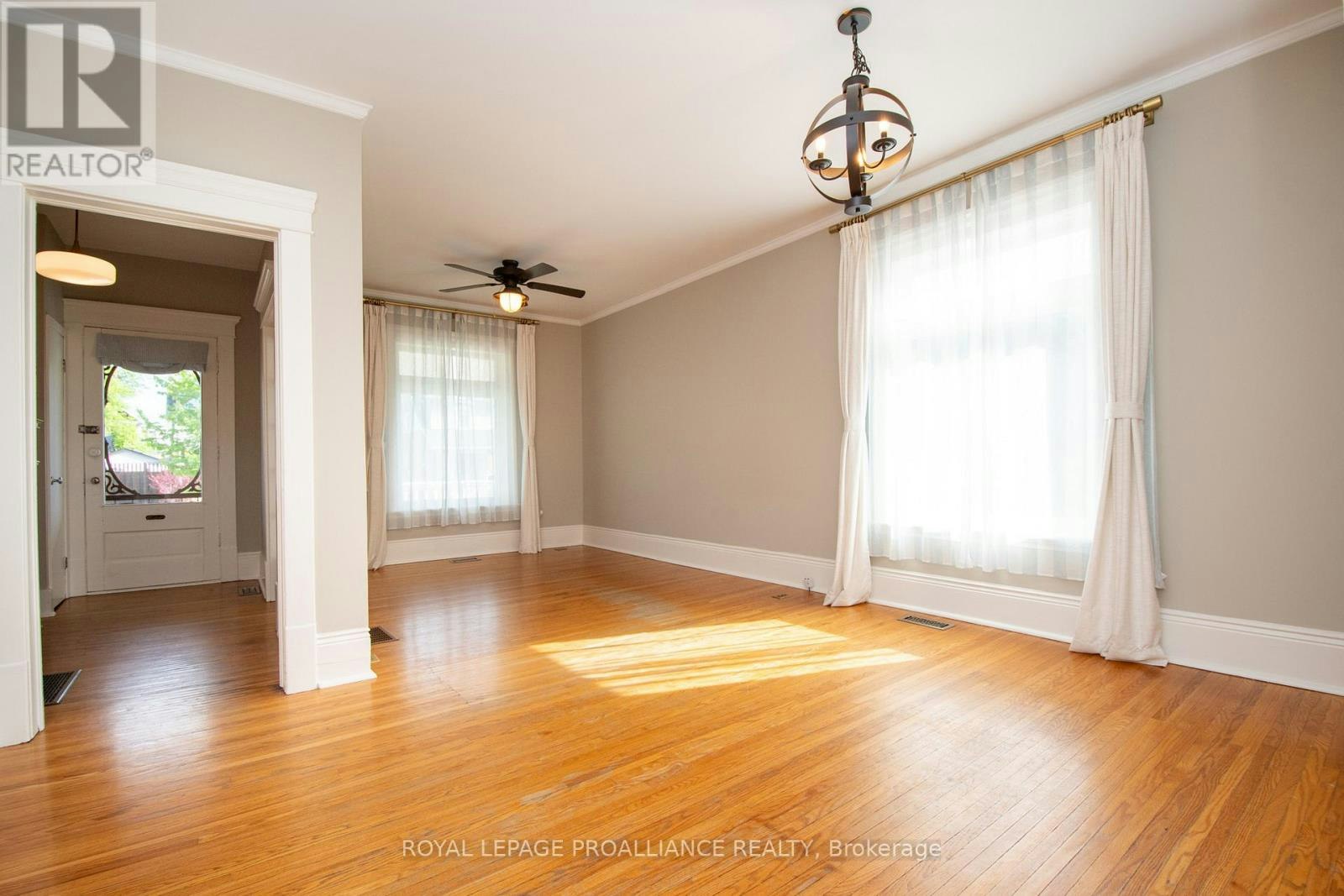 237 Prince Street, Peterborough, ON, K9J 2A6 - 8