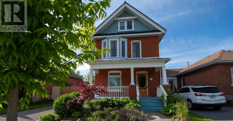 237 Prince Street, Peterborough, ON, K9J 2A6 - 2