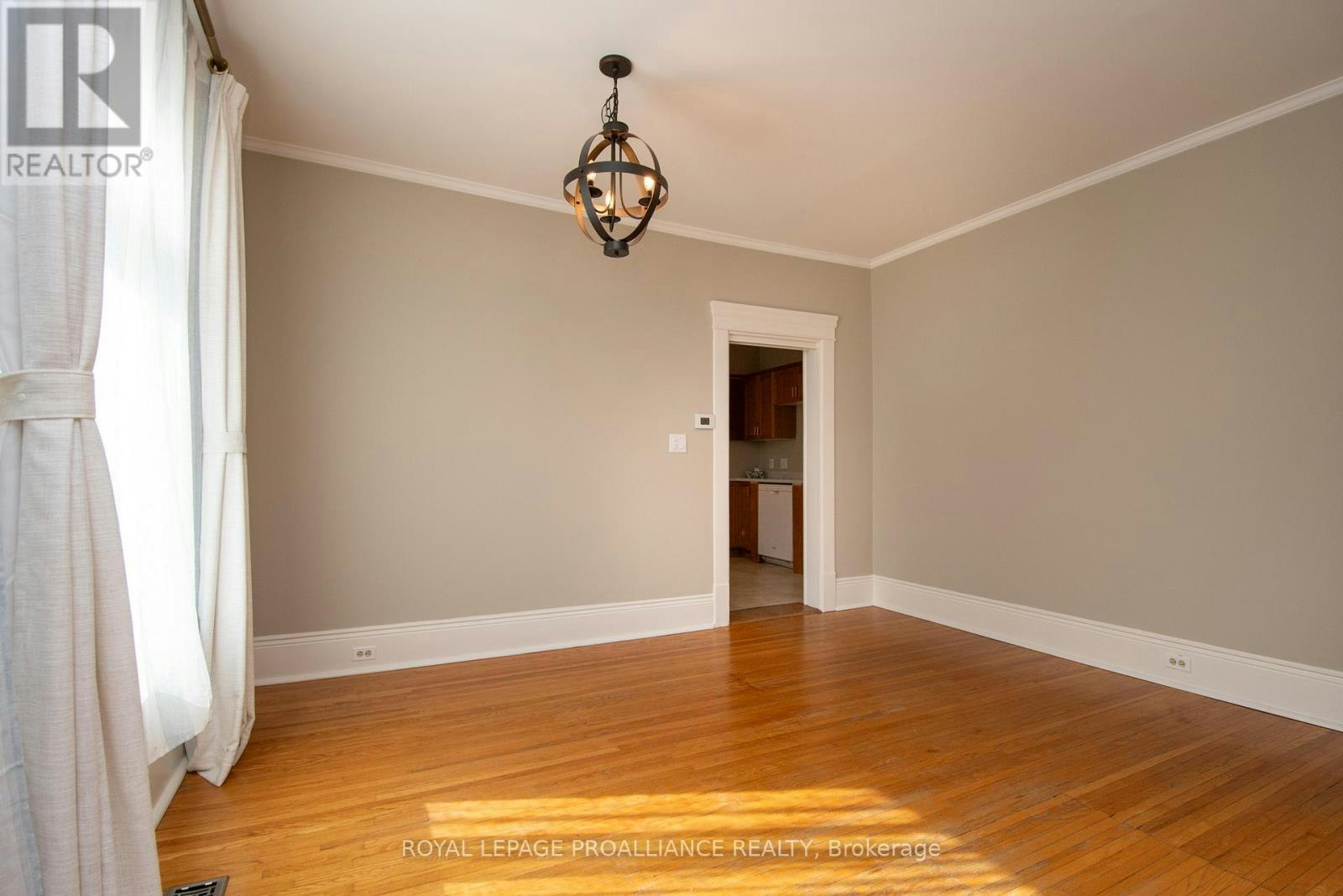 237 Prince Street, Peterborough, ON, K9J 2A6 - 9