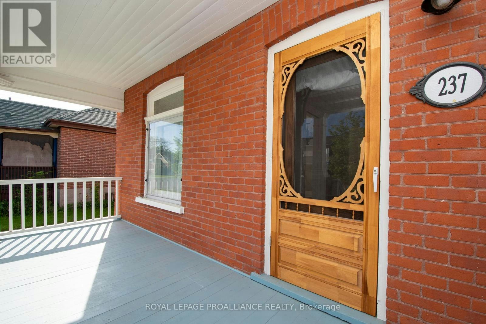 237 Prince Street, Peterborough, ON, K9J 2A6 - 4