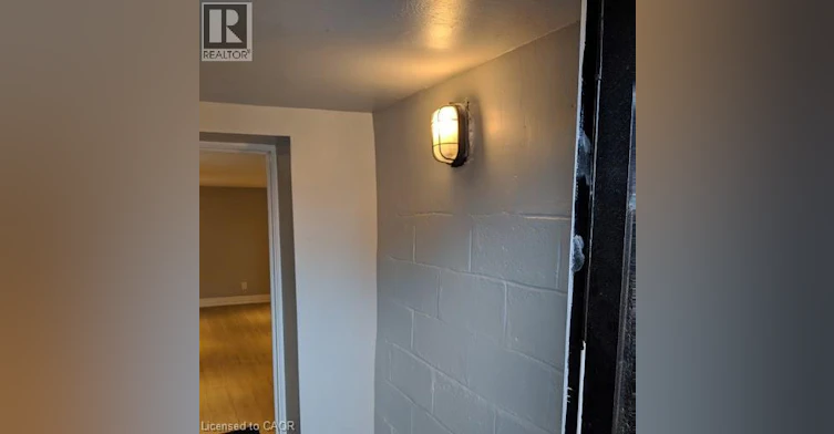 LOWER LEVEL-105 George Street, Hamilton, ON, L8P 1E3 - 6