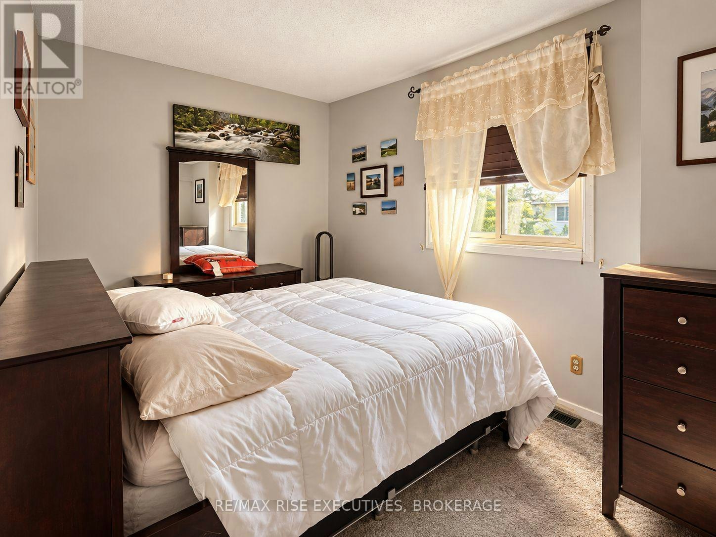 791 Littlestone Crescent, Kingston, ON, K7M 8L7 - 4