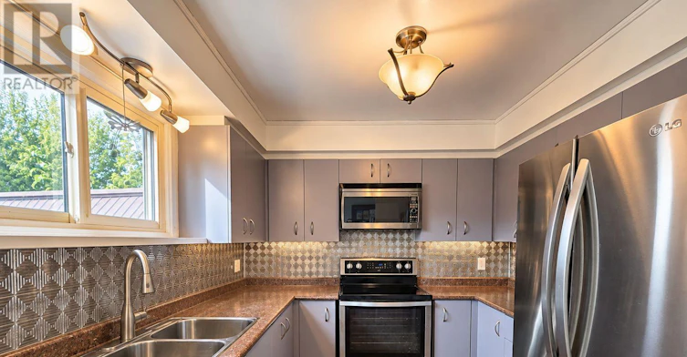 791 Littlestone Crescent, Kingston, ON, K7M 8L7 - 3