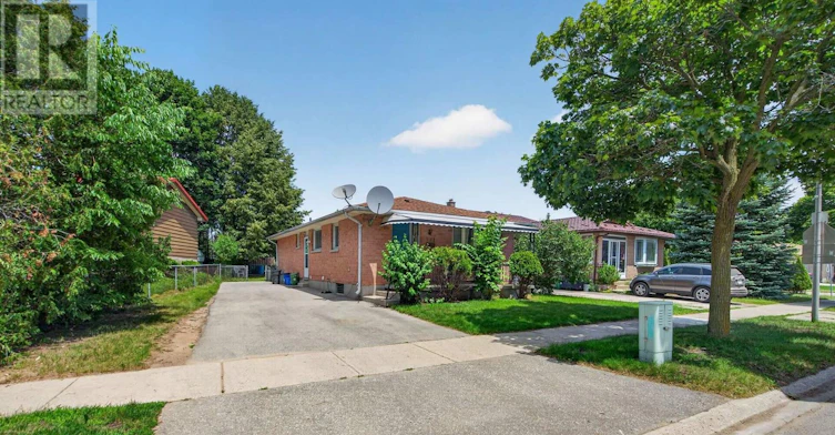 LOWER-1162 Gatewood Road, London, ON, N5Y 5A7