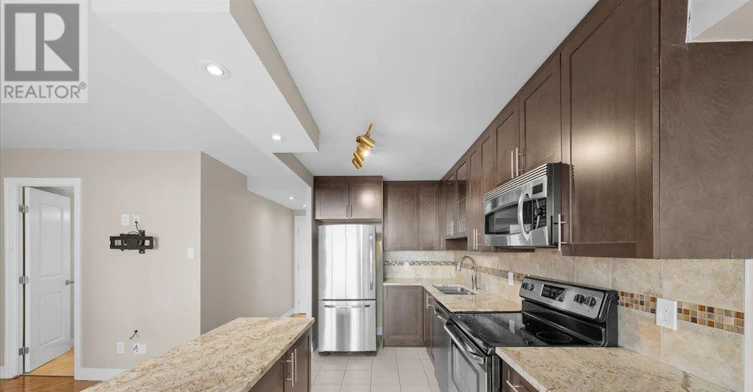 1202-158 Mcarthur Avenue, Ottawa, ON, K1L 8C9 - 9