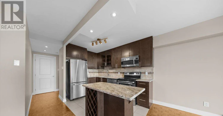 1202-158 Mcarthur Avenue, Ottawa, ON, K1L 8C9 - 6