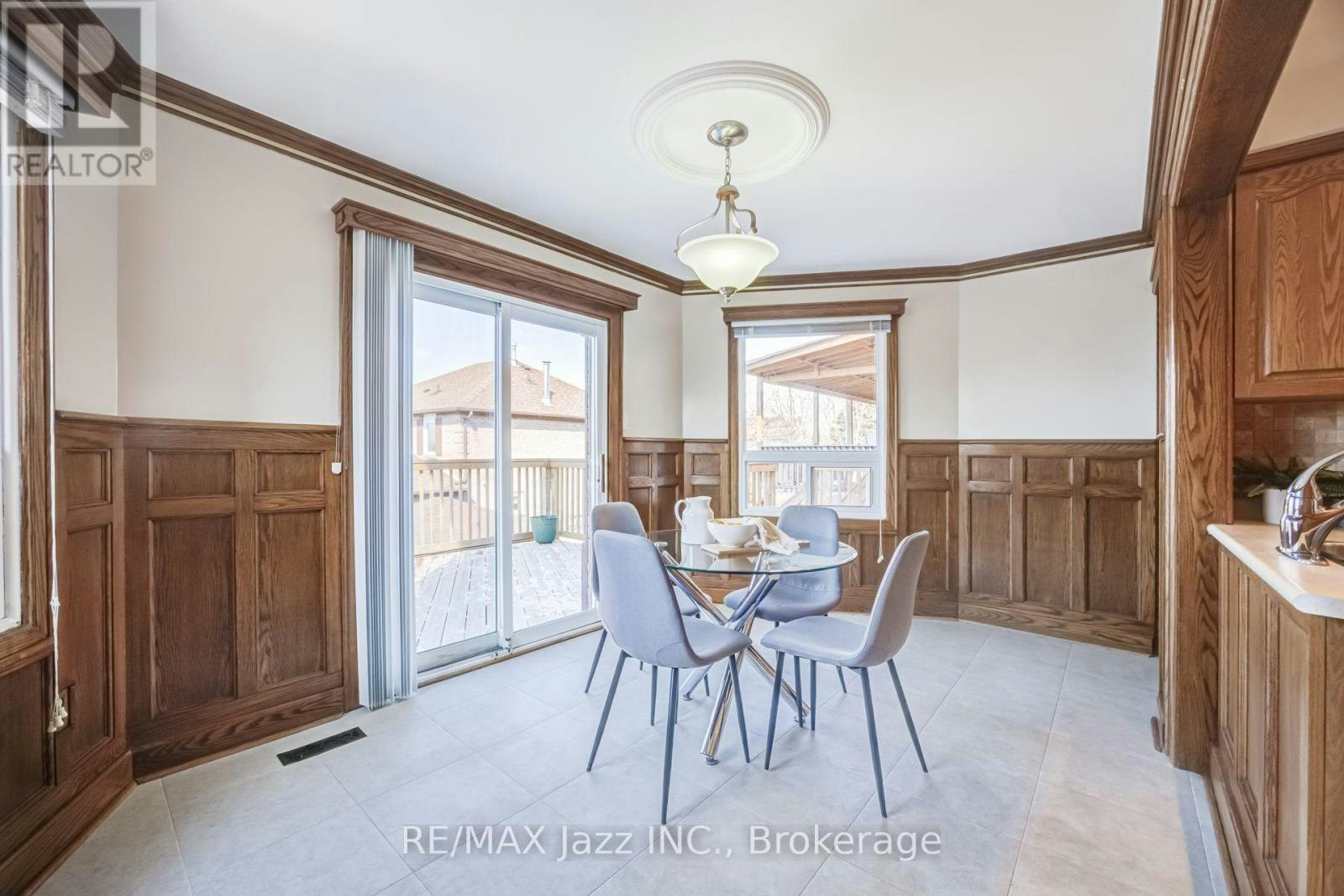 2 Coomer Crescent, Ajax, ON, L1T 3B6 - 20