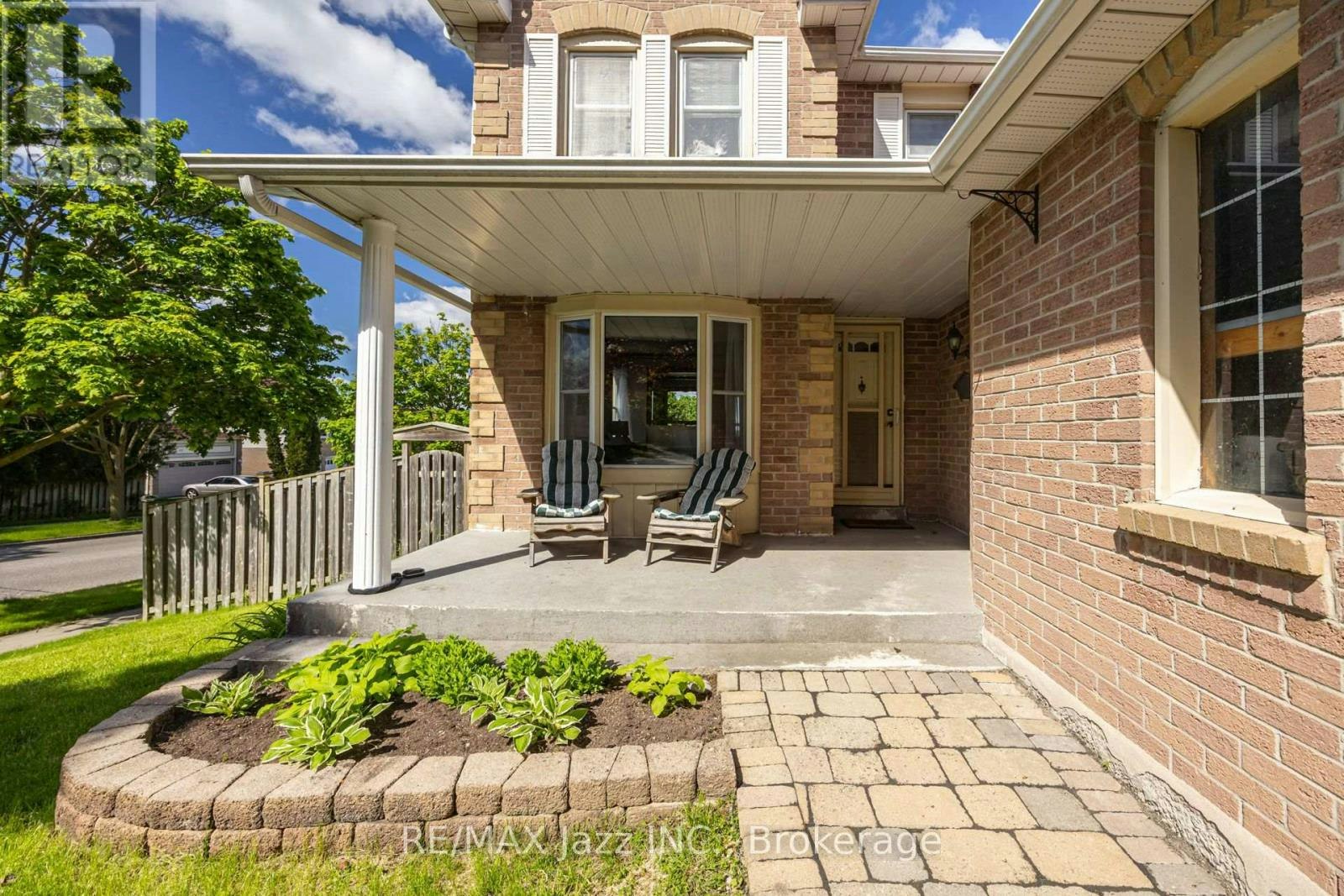 2 Coomer Crescent, Ajax, ON, L1T 3B6 - 3
