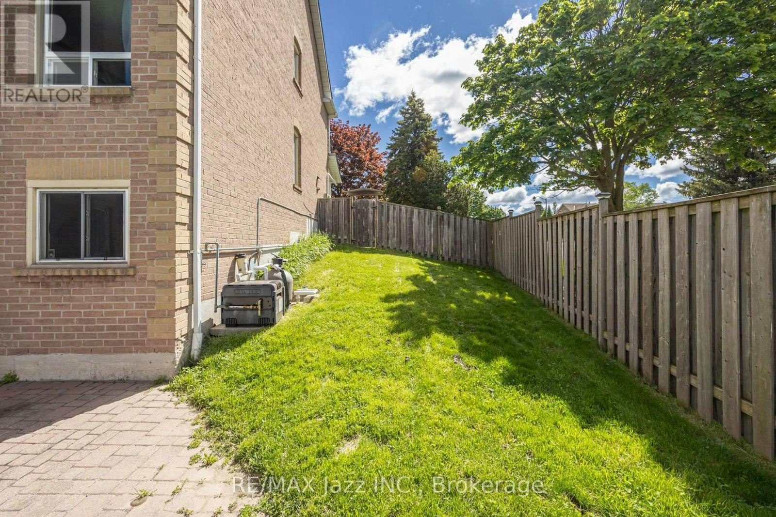 2 Coomer Crescent, Ajax, ON, L1T 3B6 - 11