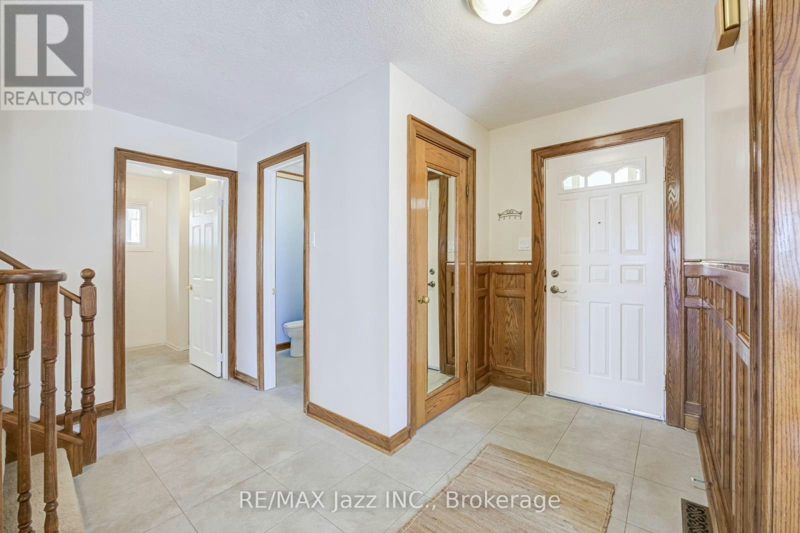 2 Coomer Crescent, Ajax, ON, L1T 3B6 - 12