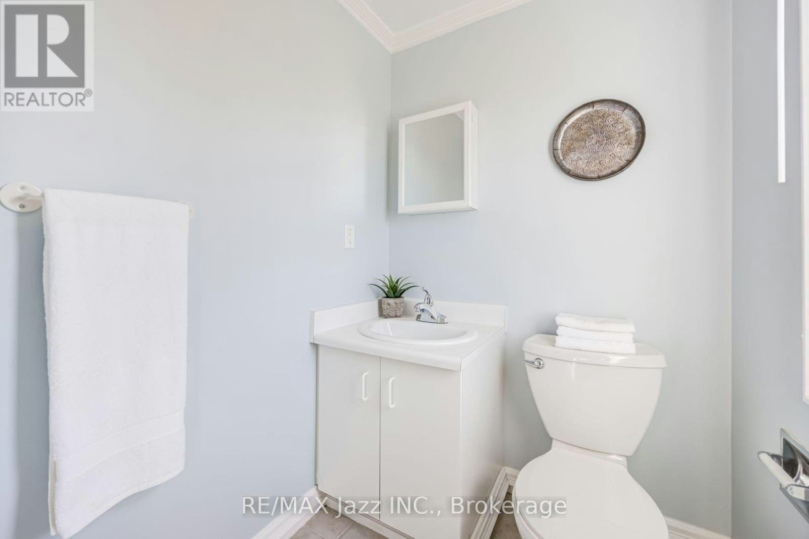 2 Coomer Crescent, Ajax, ON, L1T 3B6 - 34