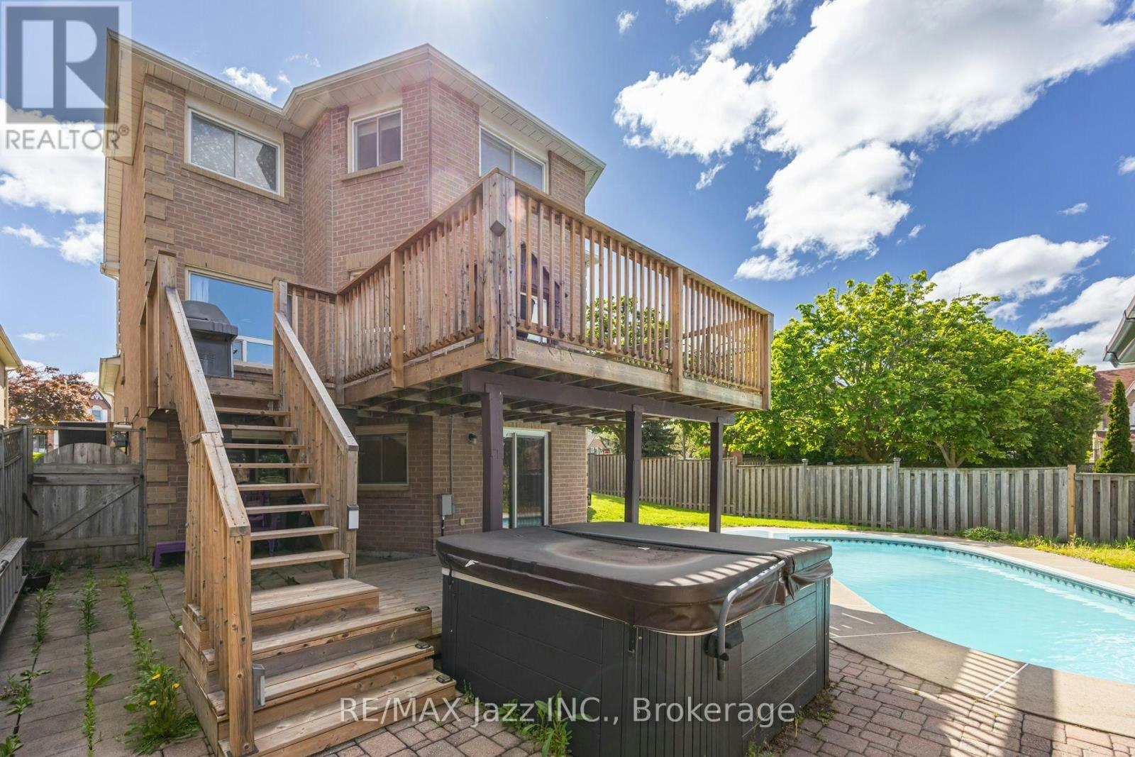 2 Coomer Crescent, Ajax, ON, L1T 3B6 - 10