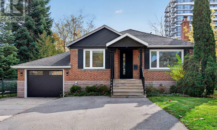 47 Harlandale Avenue