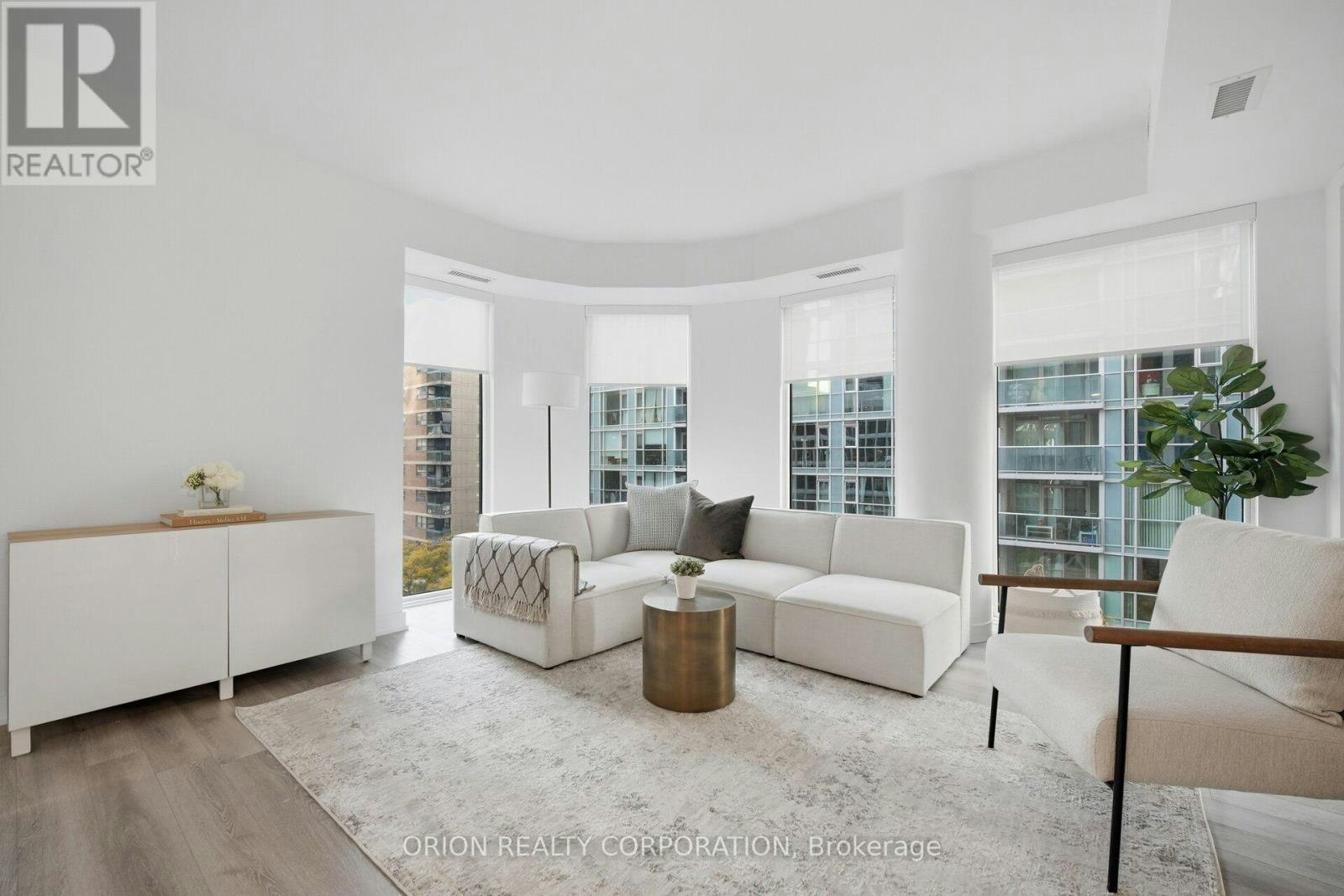 420-121 St Patrick Street, Toronto, ON, M5T 0B8 - 17