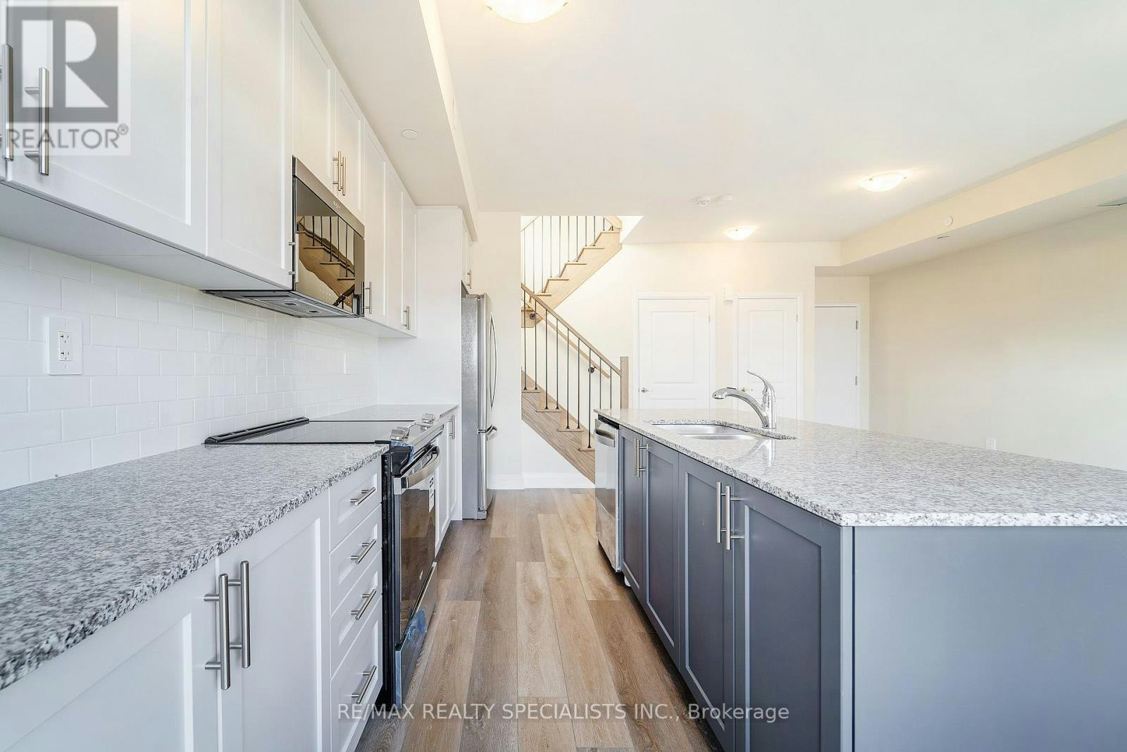122-1577 Rose Way, Milton, ON, L9E 1N4 - 6