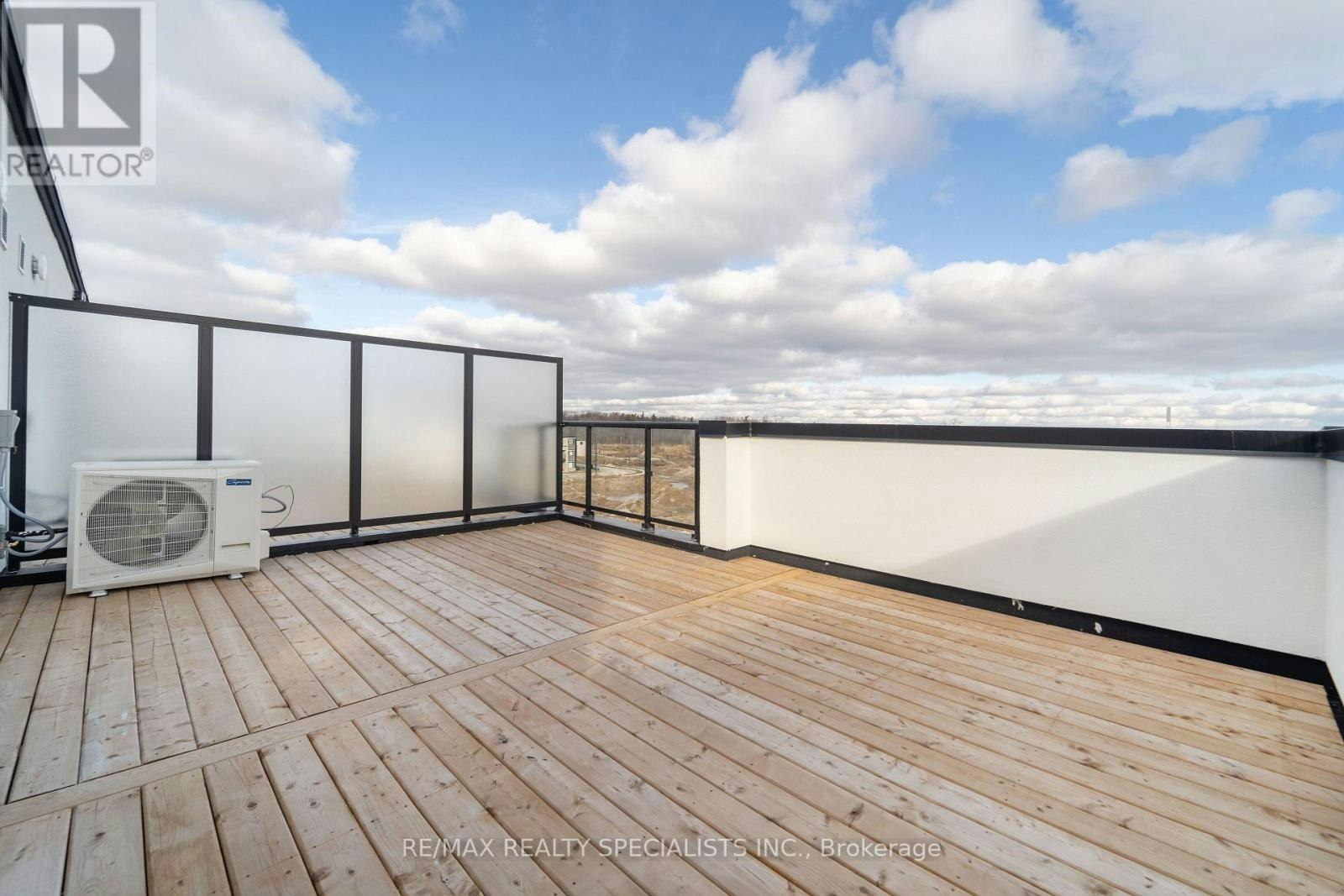 122-1577 Rose Way, Milton, ON, L9E 1N4 - 25