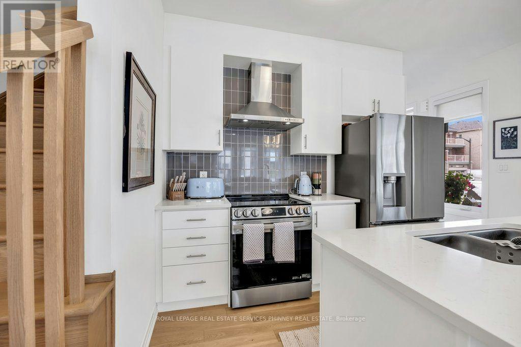 9 Crown Gate, Oakville, ON, L6M 0W8 - 9