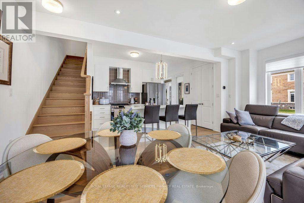 9 Crown Gate, Oakville, ON, L6M 0W8 - 10