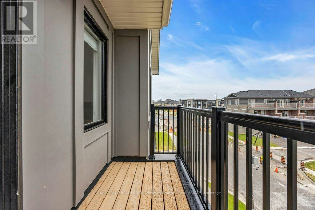 9 Crown Gate, Oakville, ON, L6M 0W8 - 31