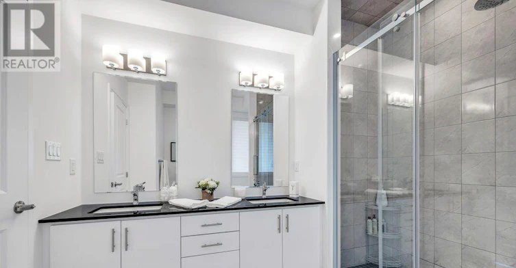 9 Crown Gate, Oakville, ON, L6M 0W8 - 17
