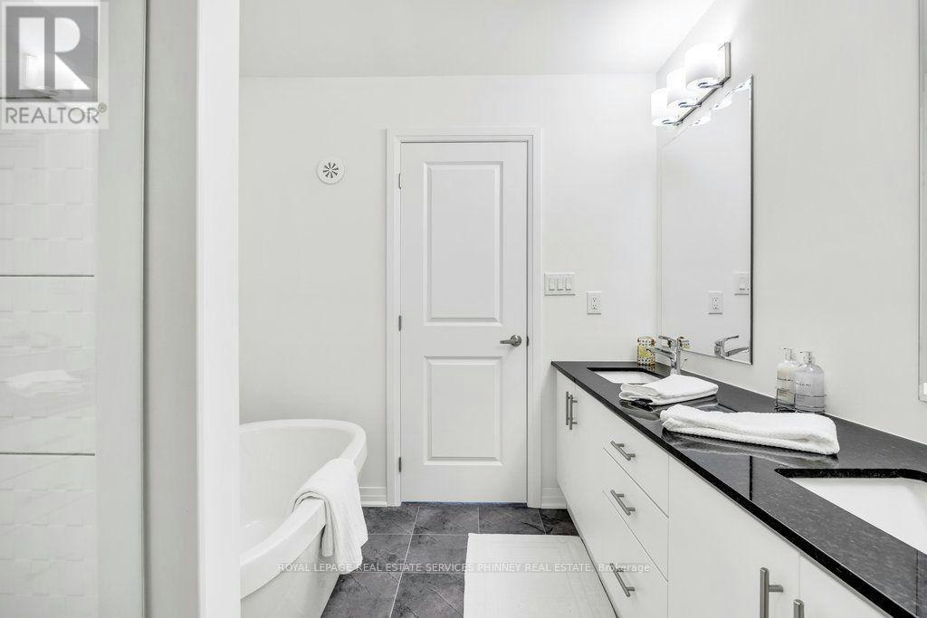 9 Crown Gate, Oakville, ON, L6M 0W8 - 33