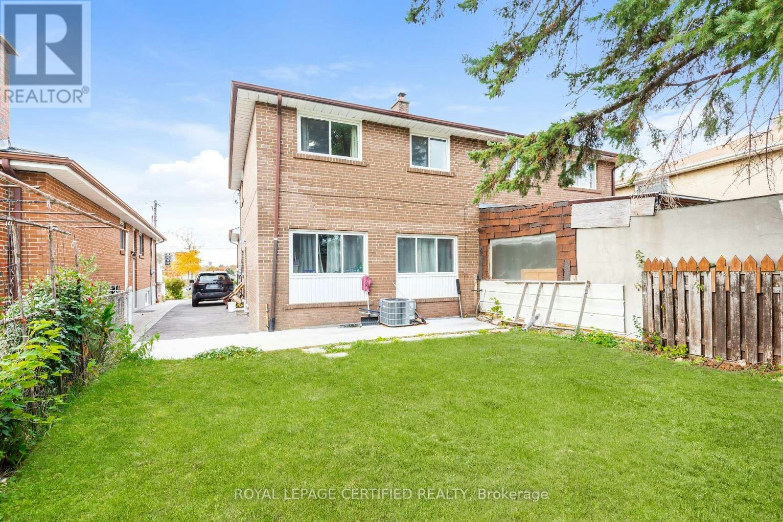 55 Pearldale Avenue, Toronto, ON, M9L 2H2 - 35