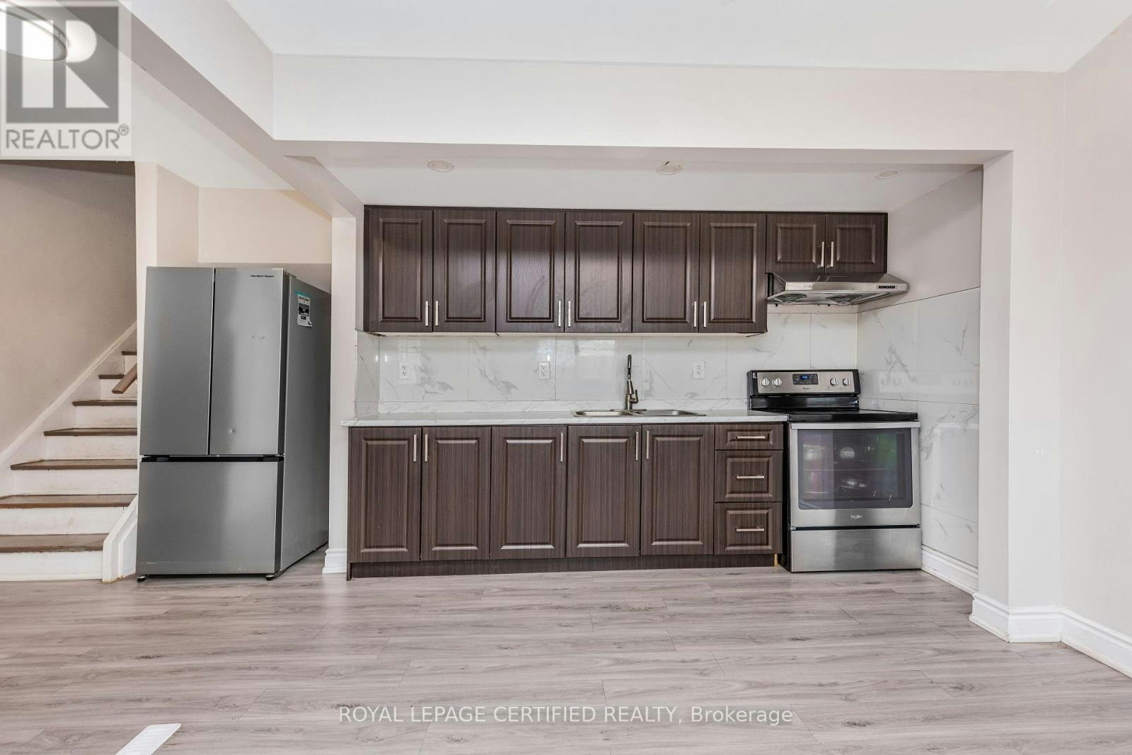 55 Pearldale Avenue, Toronto, ON, M9L 2H2 - 9