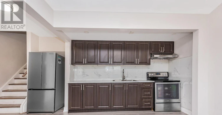 55 Pearldale Avenue, Toronto, ON, M9L 2H2 - 9