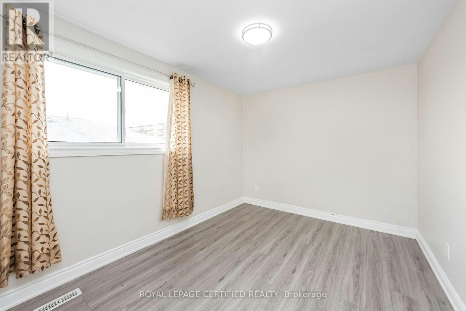 55 Pearldale Avenue, Toronto, ON, M9L 2H2 - 14