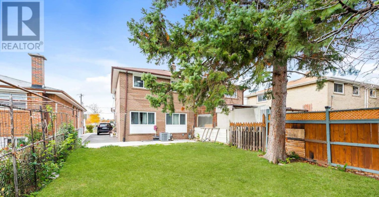 55 Pearldale Avenue, Toronto, ON, M9L 2H2 - 36