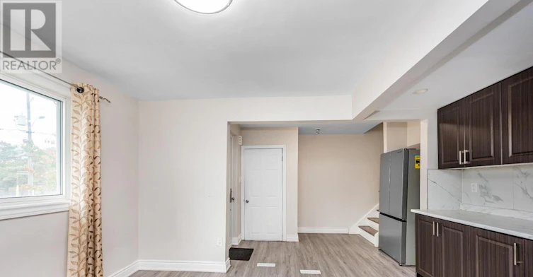 55 Pearldale Avenue, Toronto, ON, M9L 2H2 - 26