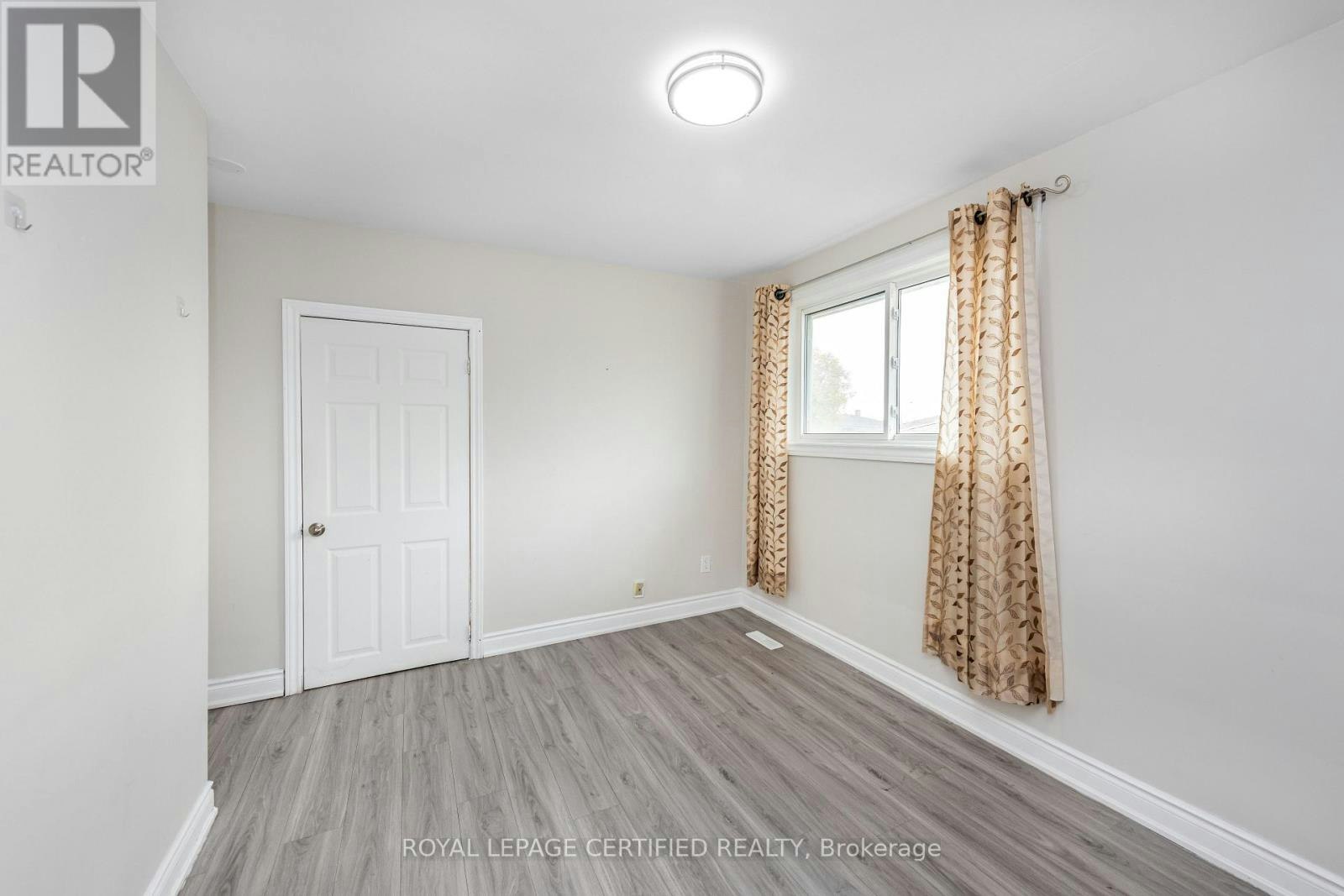 55 Pearldale Avenue, Toronto, ON, M9L 2H2 - 15