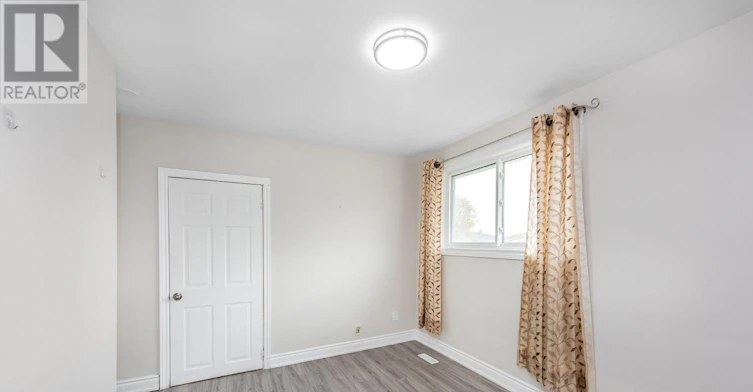 55 Pearldale Avenue, Toronto, ON, M9L 2H2 - 15