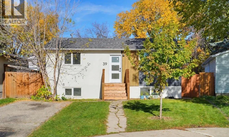 39 Trident Crescent