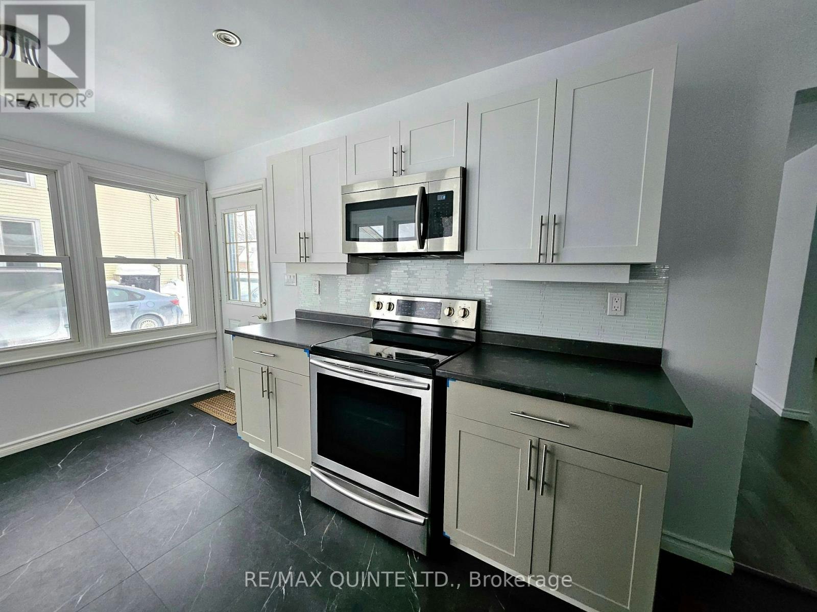 181 Burnham Street, Belleville, ON, K8N 3S1 - 17