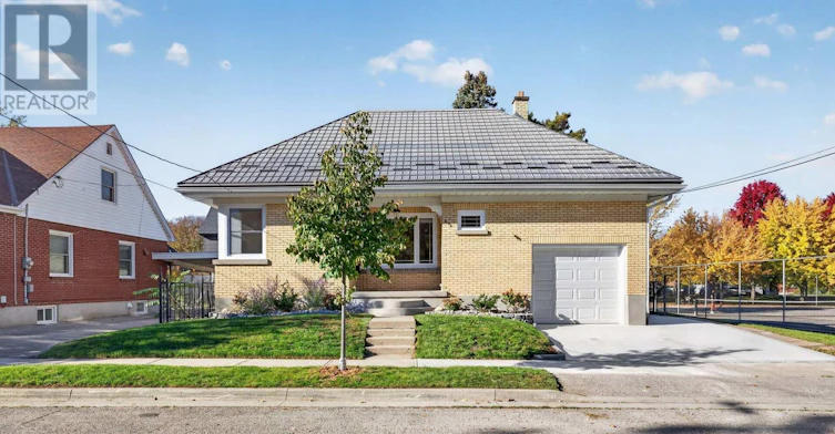 636 Wallace Street, London, ON, N5Y 3R7 - 3