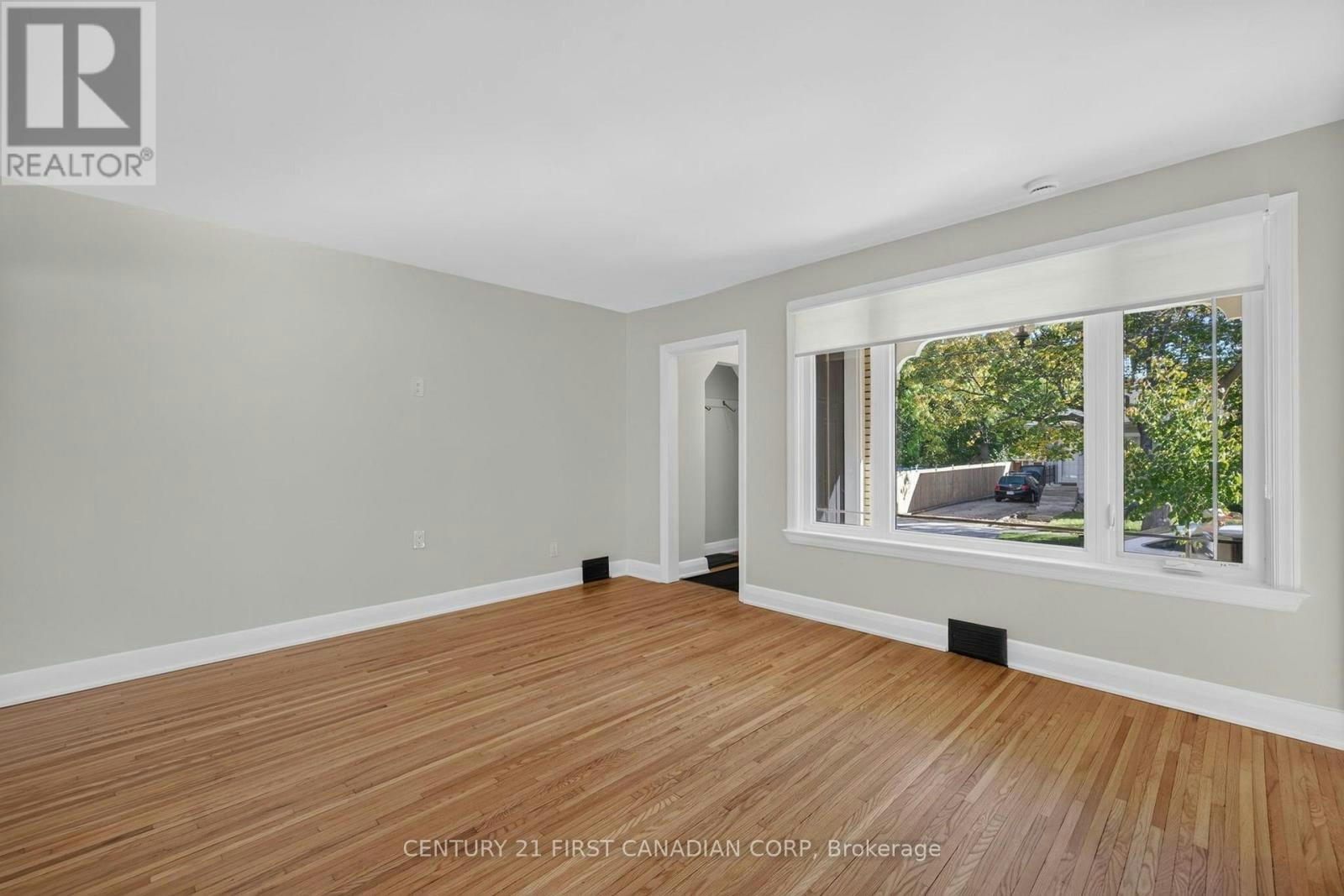 636 Wallace Street, London, ON, N5Y 3R7 - 11