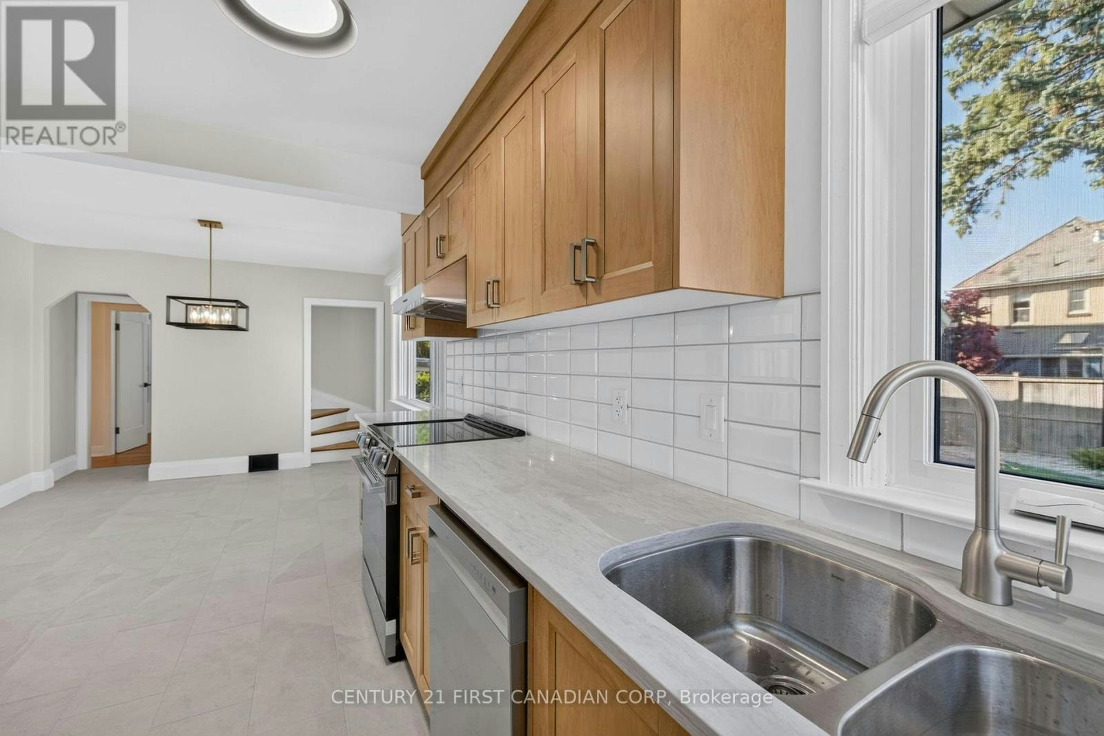 636 Wallace Street, London, ON, N5Y 3R7 - 24