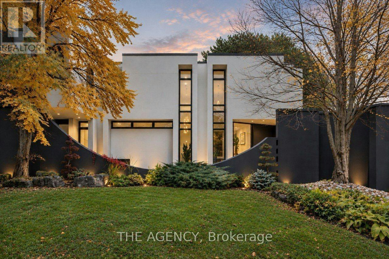101 Banbury Road, Toronto, ON, M3B 2L4
