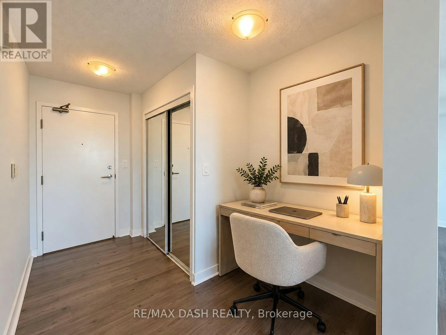 1715-25 Telegram Mews, Toronto, ON, M5V 3Z1 - 3