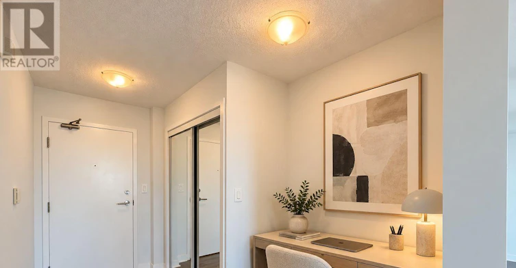 1715-25 Telegram Mews, Toronto, ON, M5V 3Z1 - 3
