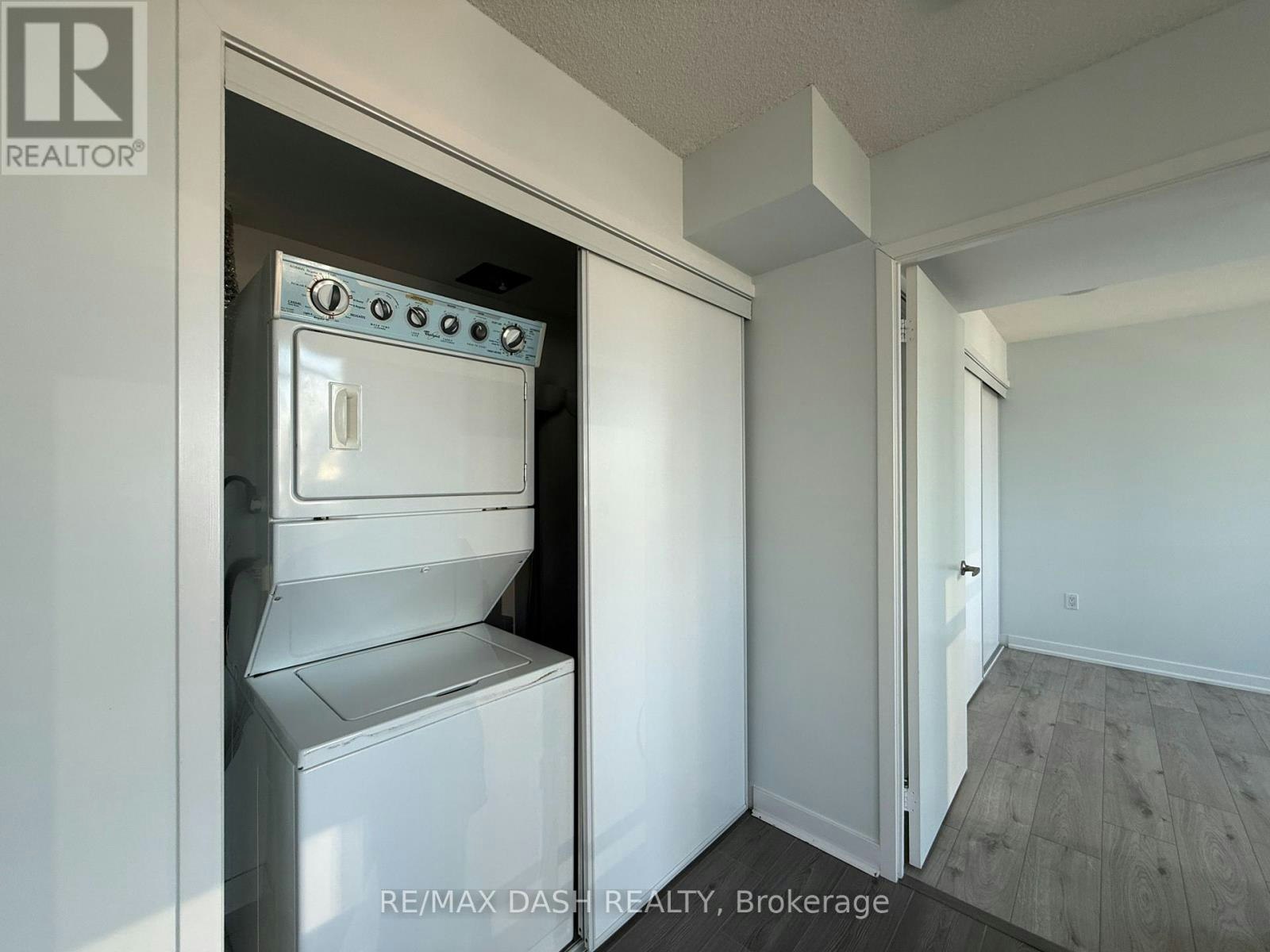 1715-25 Telegram Mews, Toronto, ON, M5V 3Z1 - 7