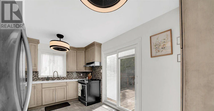 11 Bristow Court, Barrie, ON, L4N 6T1 - 12