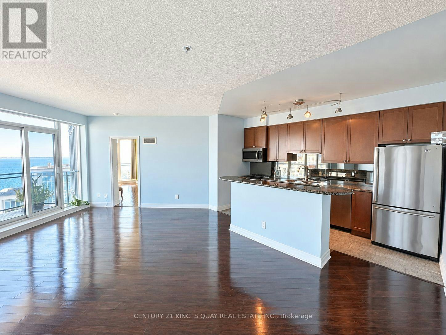 2106-2121 Lake Shore Boulevard W, Toronto, ON, M8V 4E9 - 6