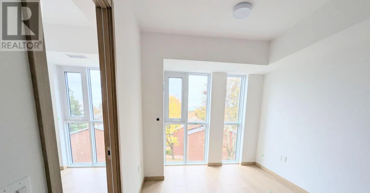 302-3421 Sheppard Avenue, Toronto, ON, M1T 0C1 - 3