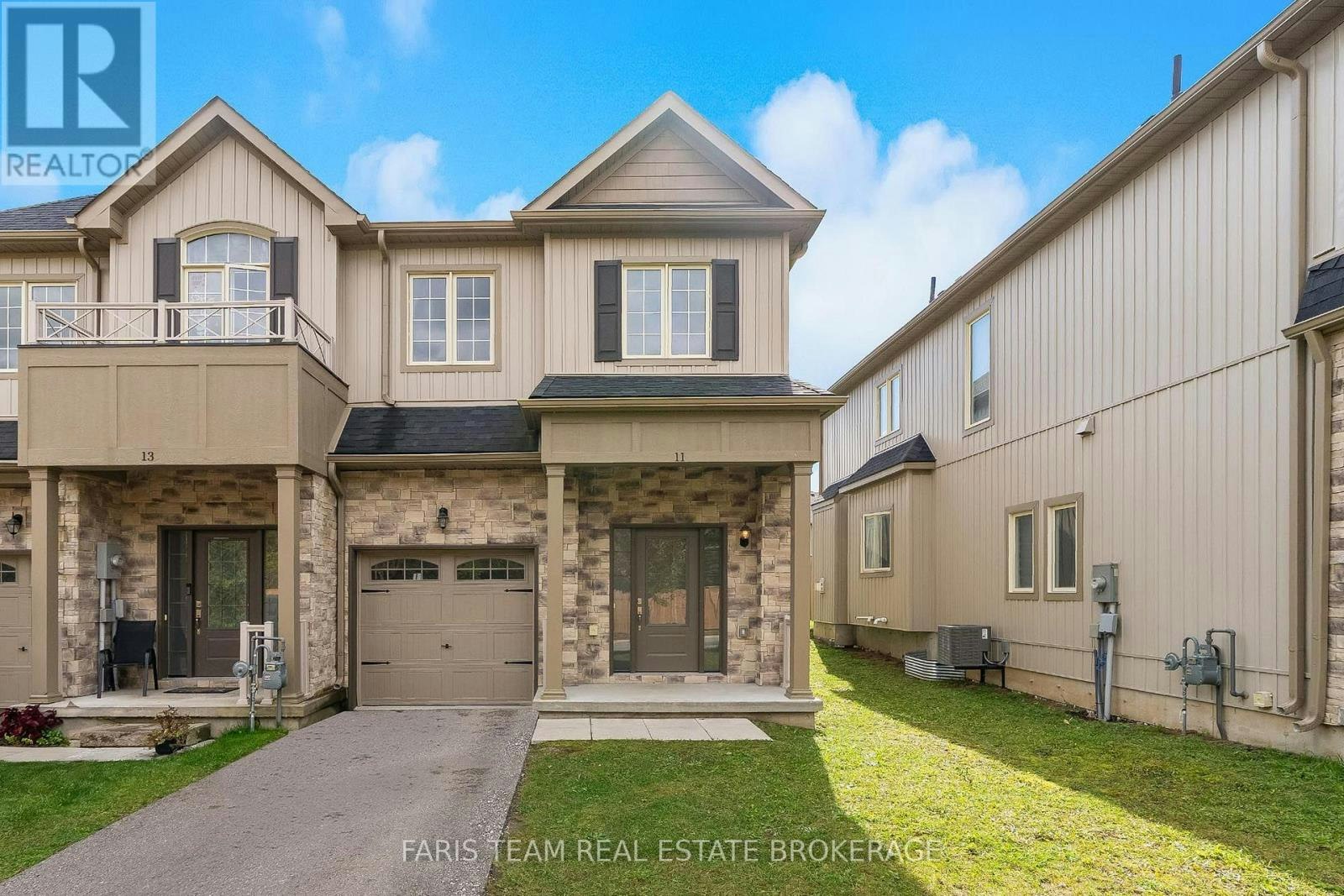 11 Churchlea Mews, Orillia, ON, L3V 8K9