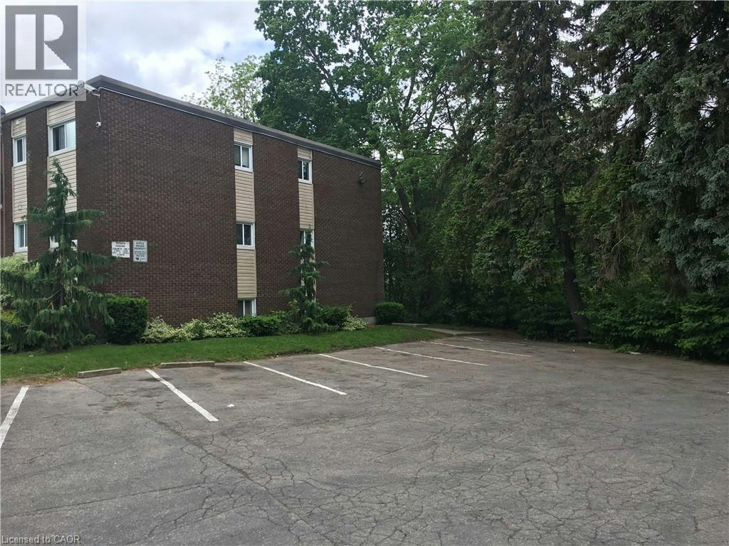 3-154 Elgin Street N, Cambridge, ON, N1R 5H8 - 3
